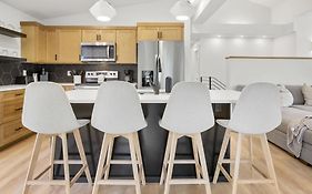 Willow - 99 Ridge Lane
